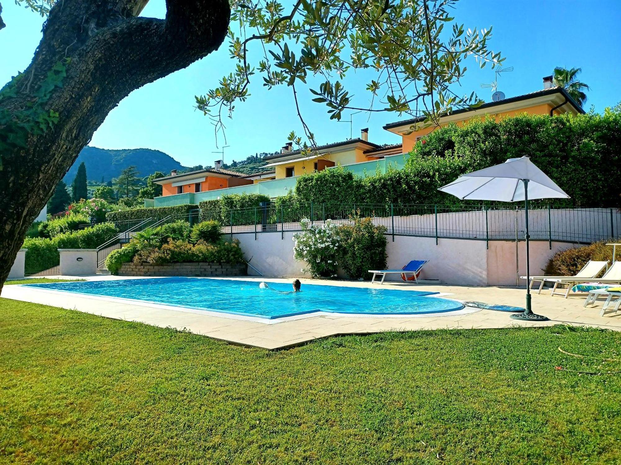 Vila Regina Gardesana Exteriér fotografie