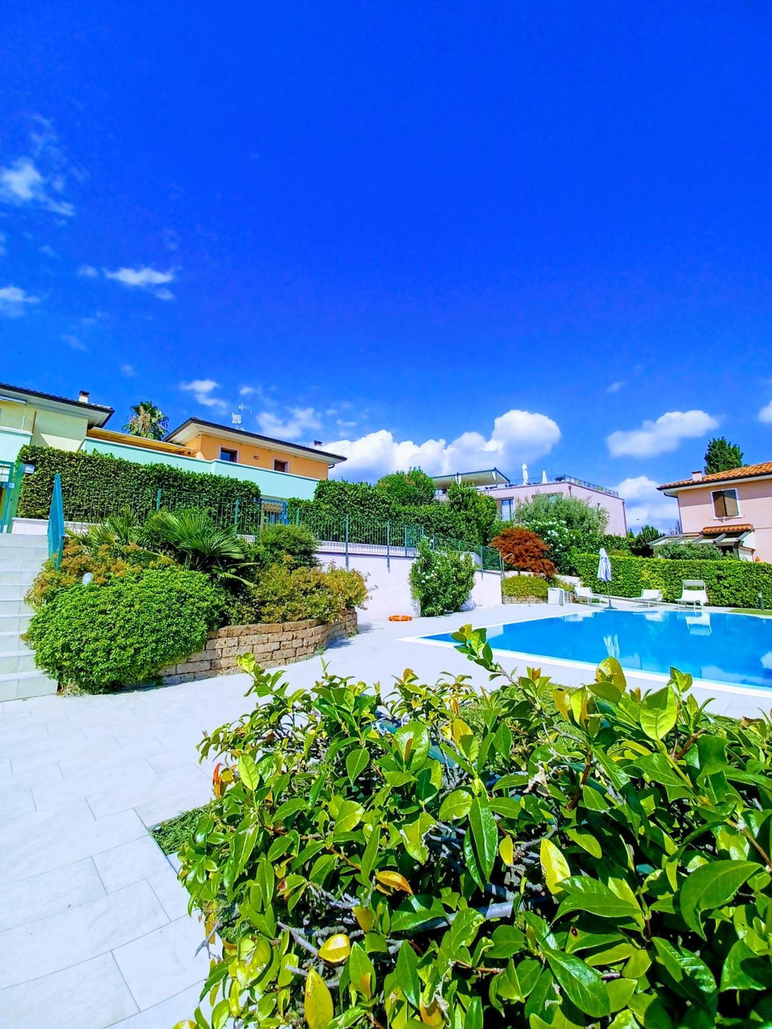 Vila Regina Gardesana Exteriér fotografie